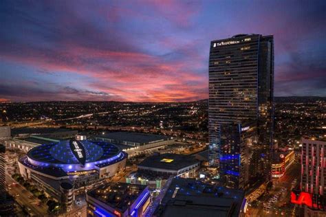 43 Hotels Near Microsoft Theater .